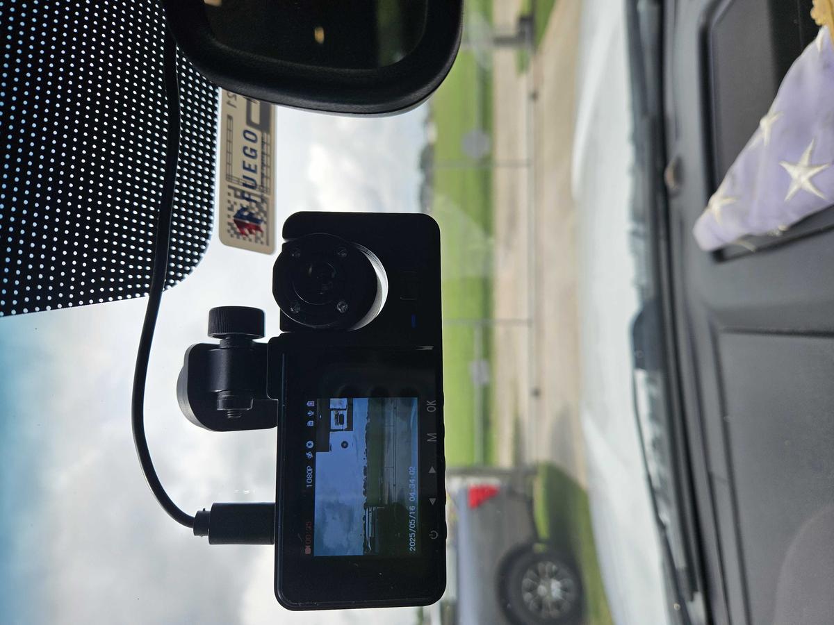 CarView Pro – UHD Dashcam Set (Free 64GB) BUY 1 GET 1 FREE