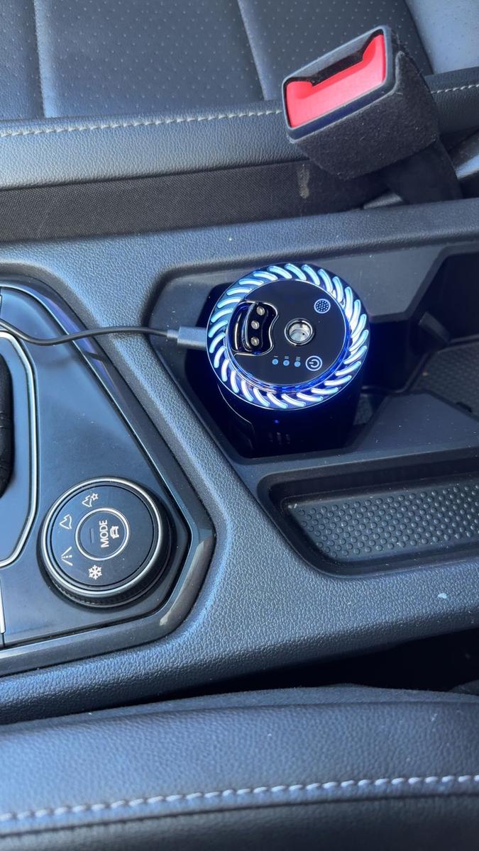 EightySix Garage™ Smart Car Diffuser – Dual 50ml Cologne Air Purifier | Rolls-Royce Inspired Star Roof Design